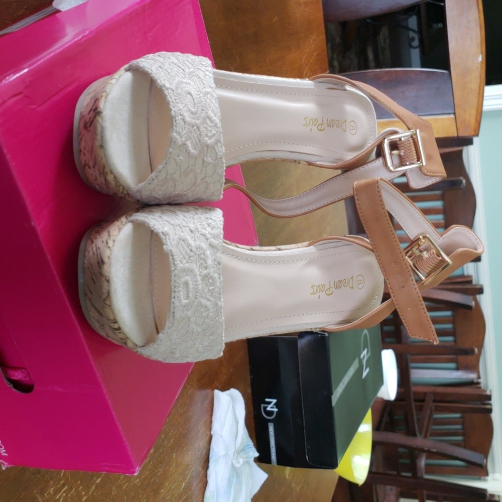 Shoes - Picture 2 of 3